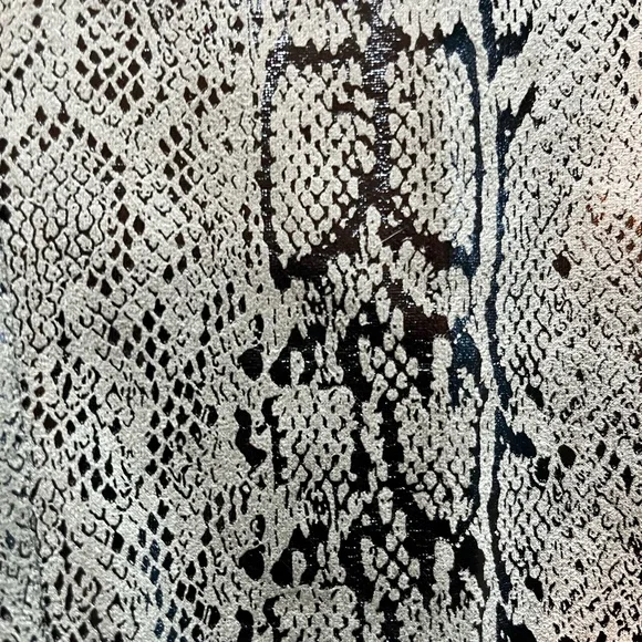 Zac & Rachel Green & Black Snake Skin Pants | M - Picture 5 of 5